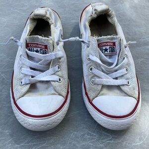Converse all star youth size 3 (big boys / girls ) Chuck Taylor slip shoe